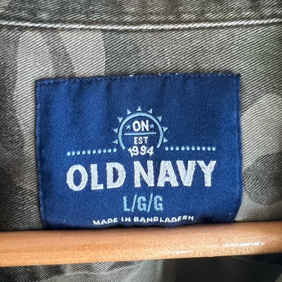Old Navy Camo utility jacket - Picture 2 of 5